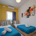 St Pauls's Bay 2 Bedroom & Penthouse Close To Promenade *