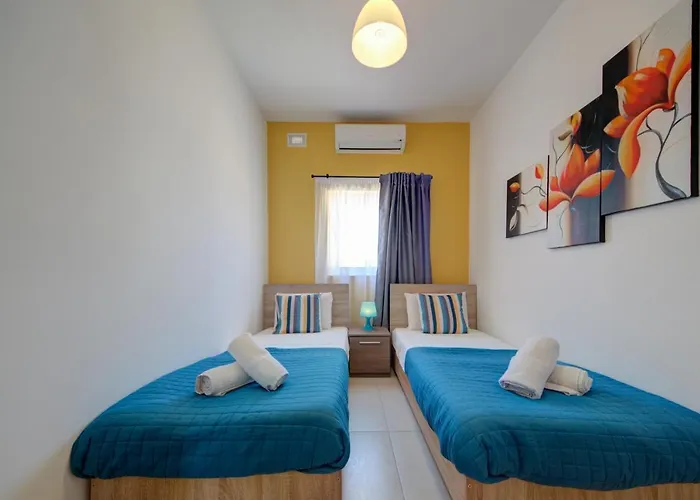 St Pauls's Bay 2 Bedroom & Penthouse Close To Promenade *