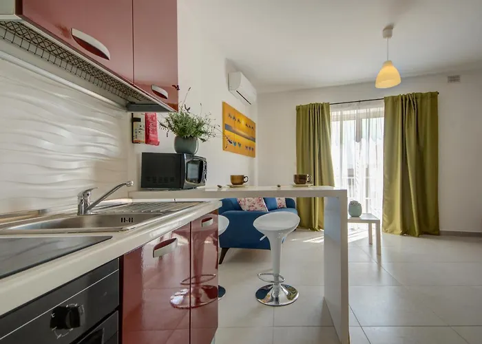 St Pauls's Bay 2 Bedroom & Penthouse Close To Promenade Daire St. Paul's Bay