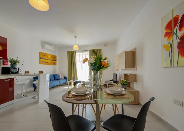 Daire St Pauls's Bay 2 Bedroom & Penthouse Close To Promenade St. Paul's Bay