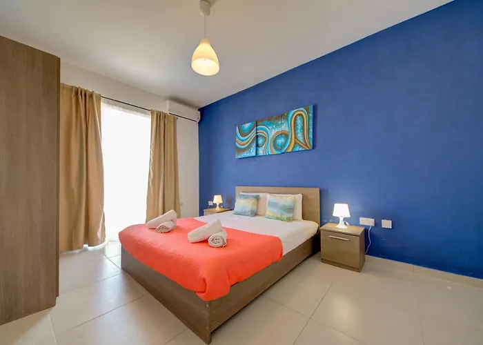 Daire St Pauls's Bay 2 Bedroom & Penthouse Close To Promenade