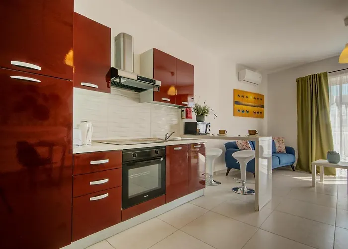 Daire St Pauls's Bay 2 Bedroom & Penthouse Close To Promenade St. Paul's Bay