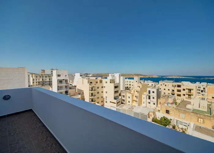 Daire St Pauls's Bay 2 Bedroom & Penthouse Close To Promenade *