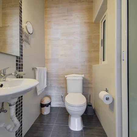 2 Bedroom Apts And Penthouse Close To Bugibba Promenade By Shortletsmalta St. Paul's Bay