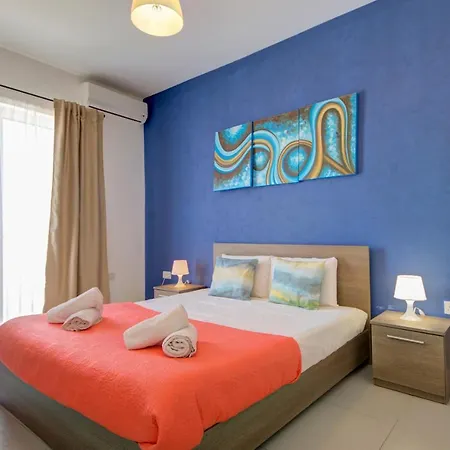 St Pauls's Bay 2 Bedroom & Penthouse Close To Promenade Appartement San Pawl il-Baħar