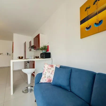 2 Bedroom Apts And Penthouse Close To Bugibba Promenade By Shortletsmalta